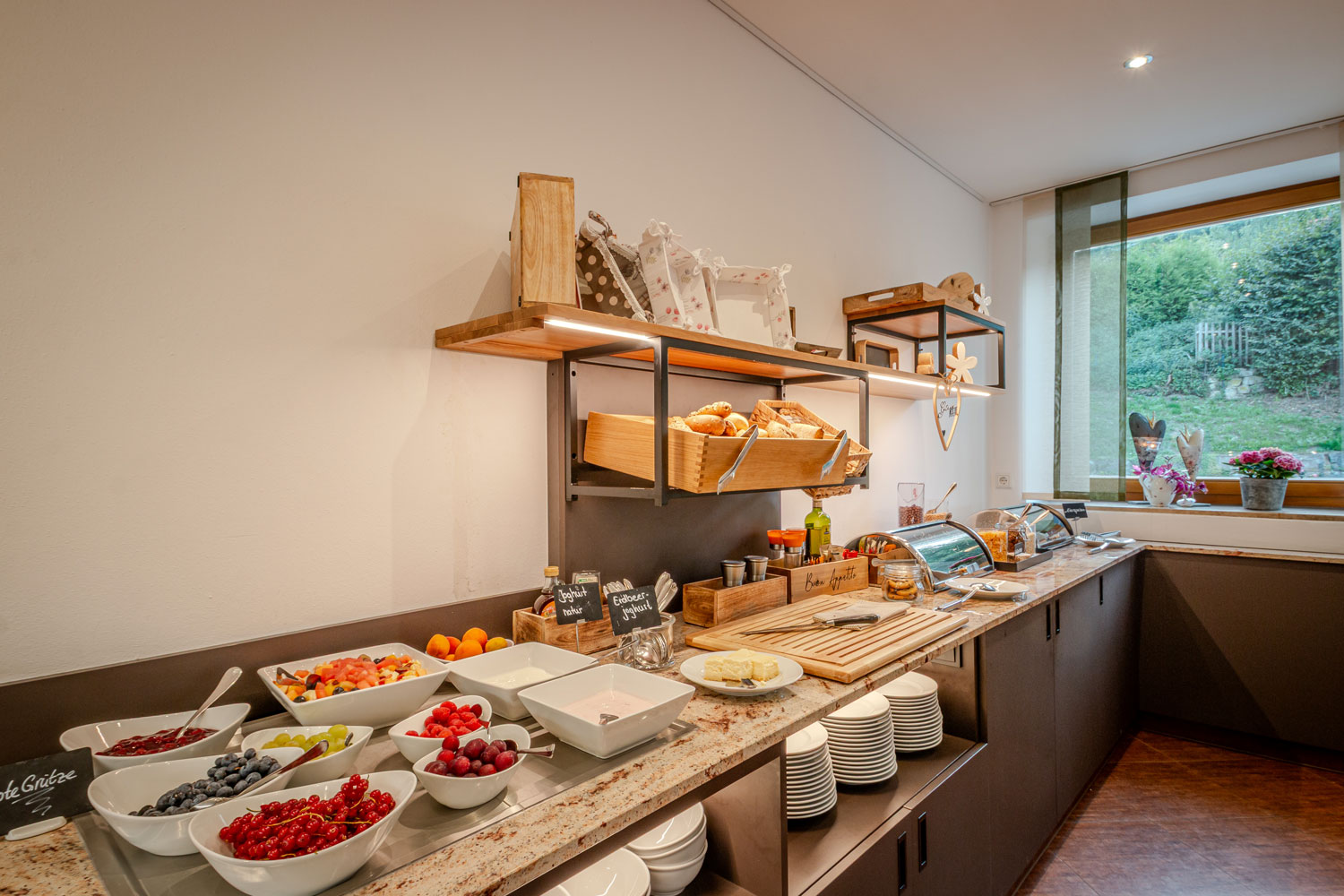 fraenkisches-restaurant-nuernberg-land-fruehstuecksraum-11