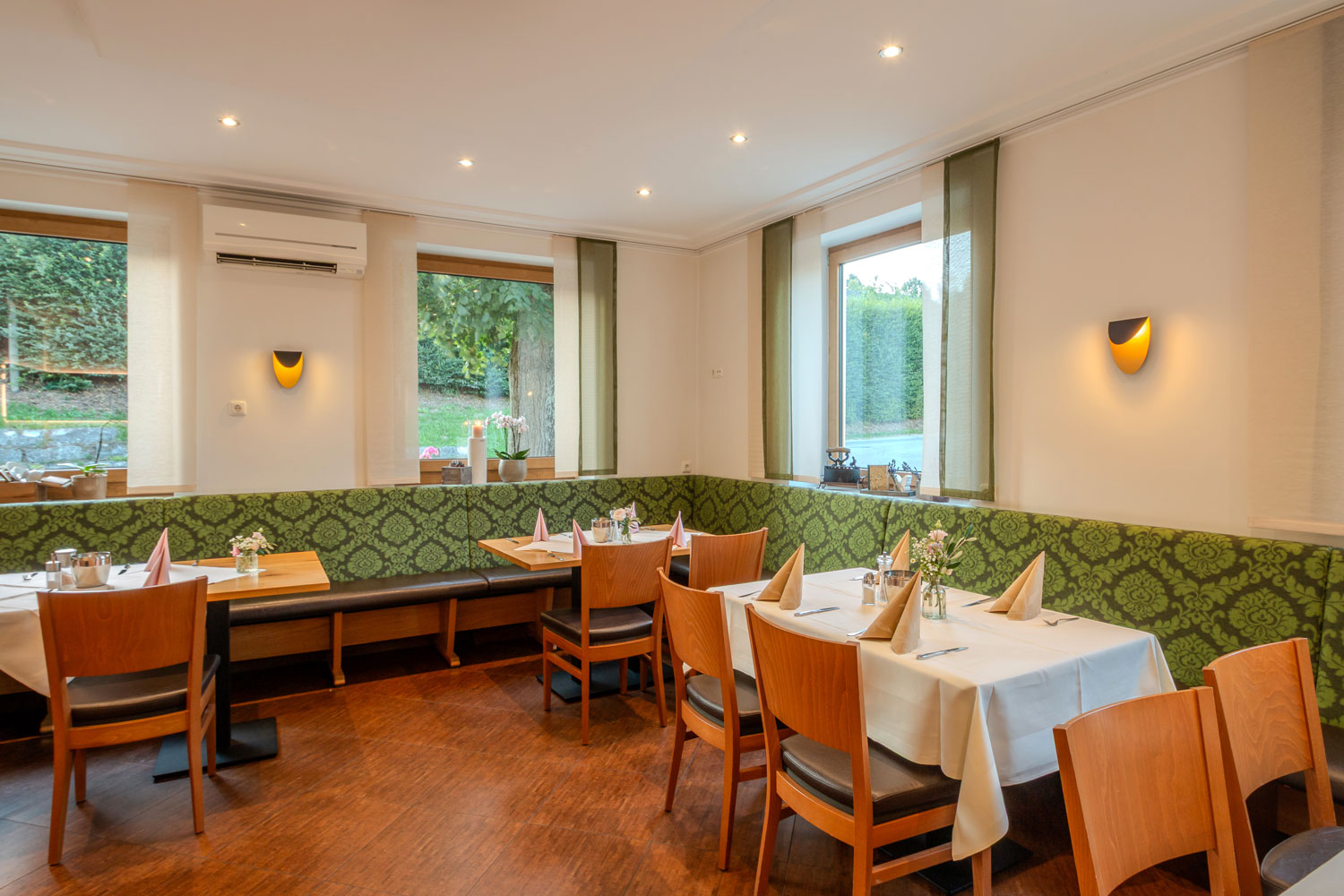 fraenkisches-restaurant-nuernberg-land-fruehstuecksraum-14