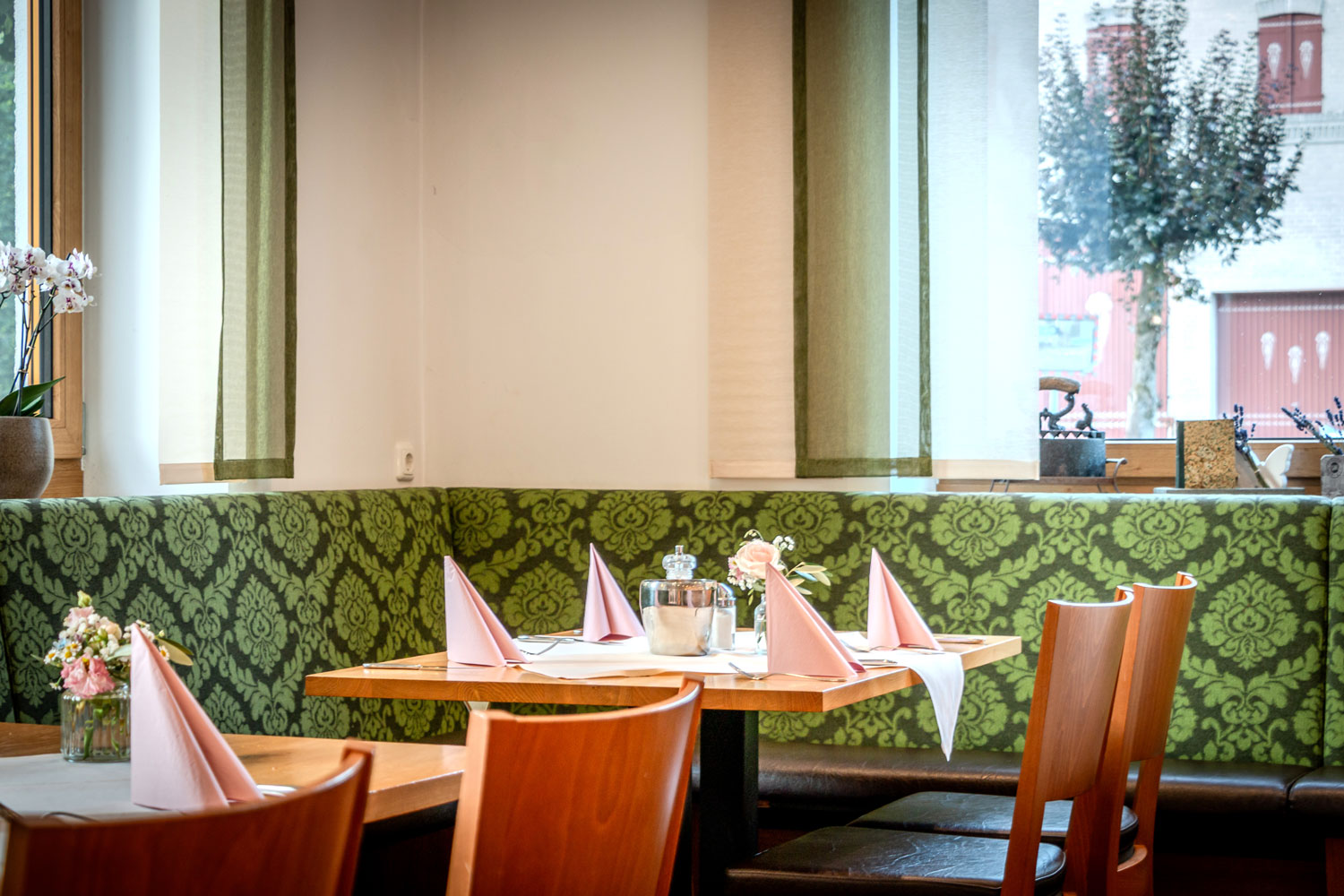 fraenkisches-restaurant-nuernberg-land-fruehstuecksraum-21