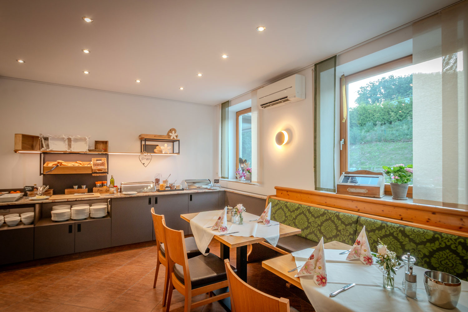 fraenkisches-restaurant-nuernberg-land-fruehstuecksraum-4